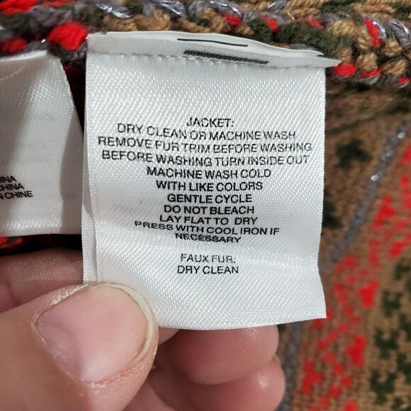 Anne Klein Women's Cardigan Sweater with Detacheable Faux Fur Collar Siz… - Picture 8 of 12